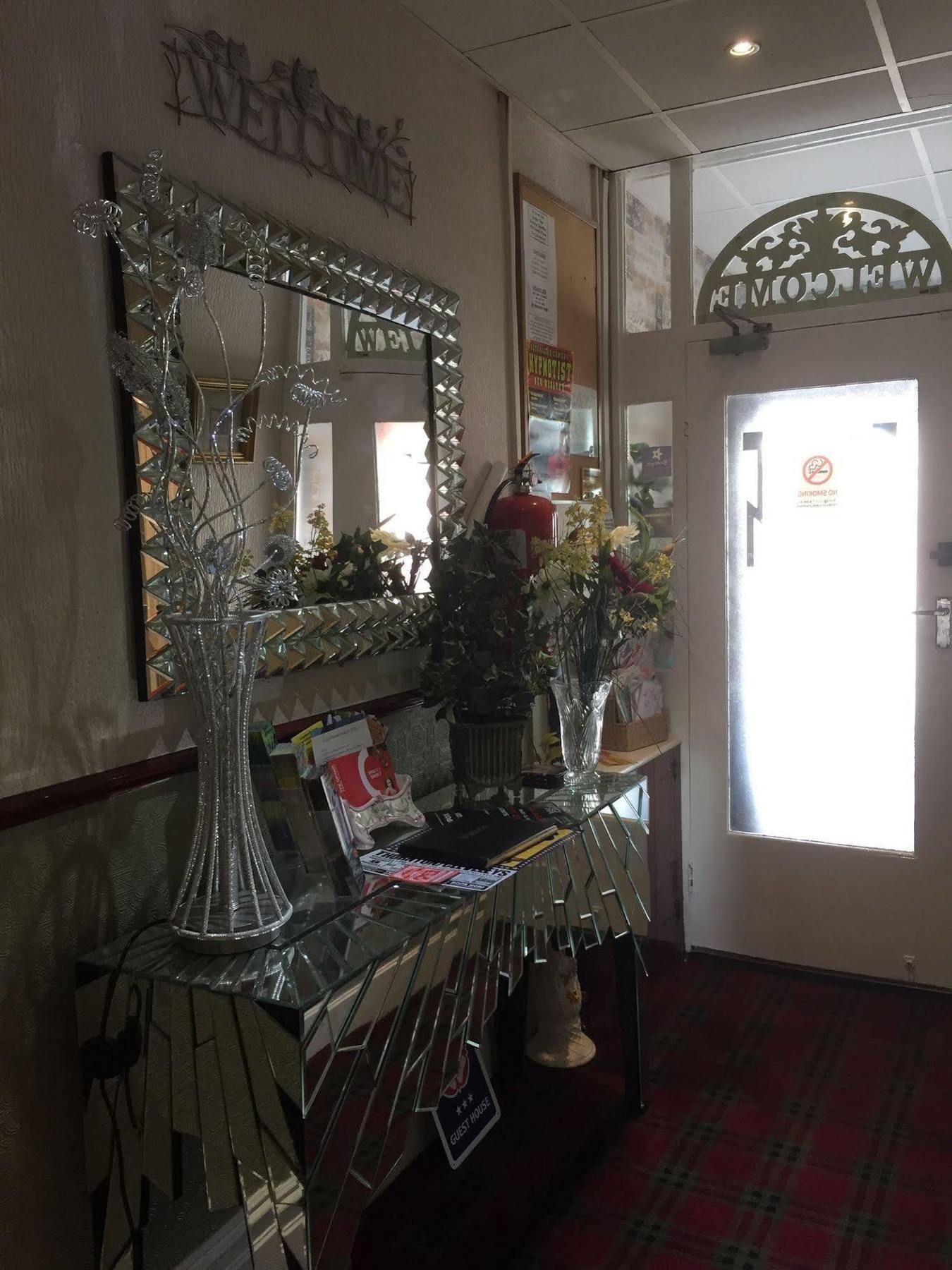 Cadeby Lodge Blackpool Bagian luar foto